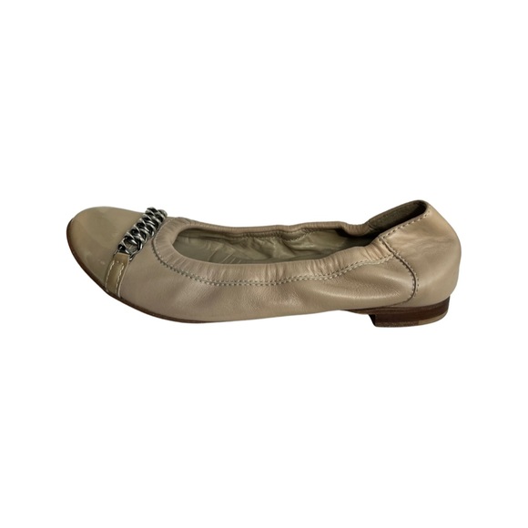 AGL ballet flats, Nude with Champagne and Chain details!AGL cap toe patent, 36.5 - Picture 5 of 9
